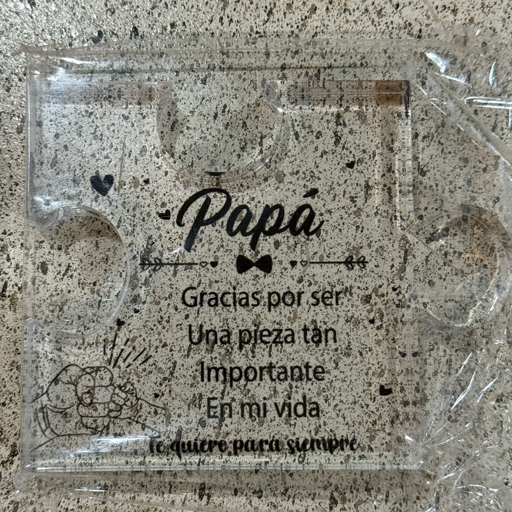 Clear Acrylic Puzzle Piece with Spanish Message - Gift for Dad from Child